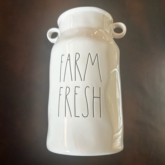 New Discontinued Rae Dunn Artisan Farm Fresh Milk Pitcher Jug Vase 9.5” - Picture 10 of 11
